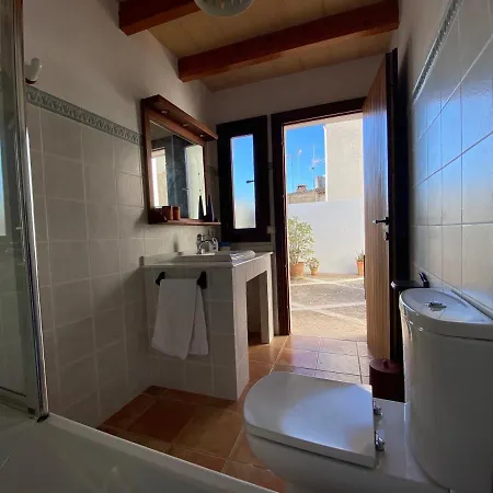 Casa Nuria, En El Centro, Al Lado De La Escalinata Del Calvario 6 Personas