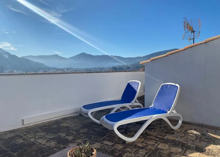 Casa Nuria, En El Centro, Al Lado De La Escalinata Del Calvario 6 Personas *