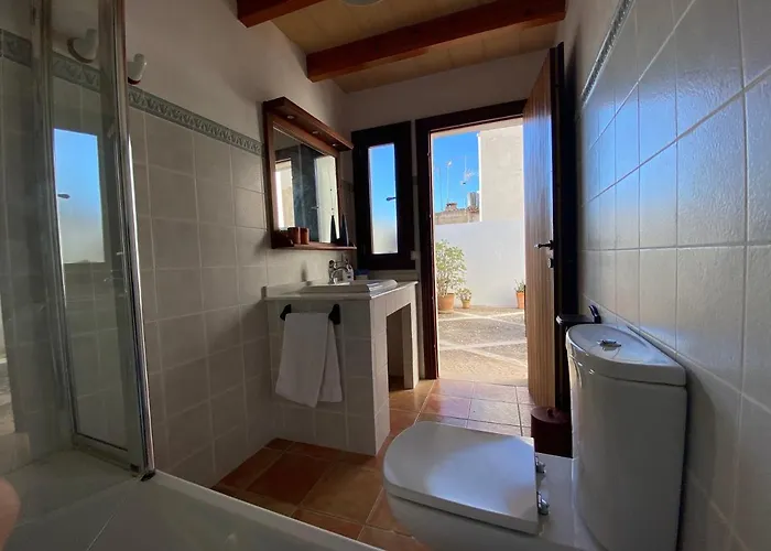 Casa Nuria, En El Centro, Al Lado De La Escalinata Del Calvario 6 Personas